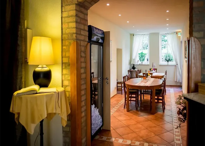 Angelika Πανσιόν