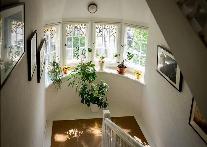 Angelika Πανσιόν *